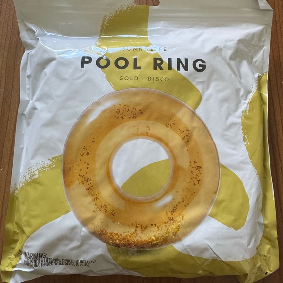 Pool Ring - Picture 1 of 3